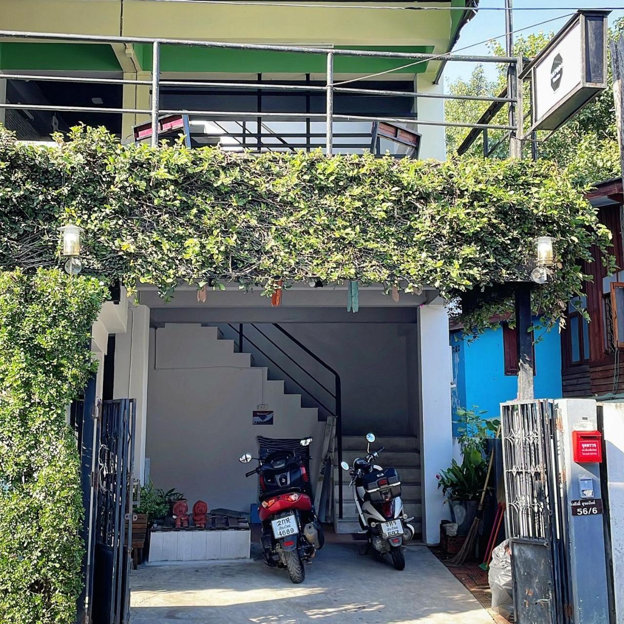 Satop Travelers Guesthouse Chiang Mai Exterior photo